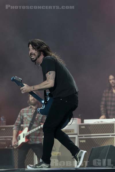 FOO FIGHTERS - 2018-06-17 - BRETIGNY-SUR-ORGE - Base Aerienne 217 - Main Stage - 